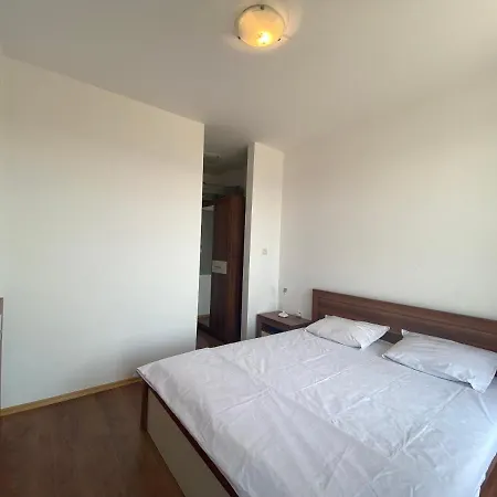 Apartment Sunny Day6-25 Nesebar